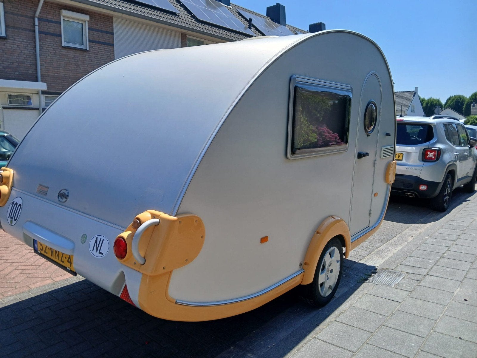 T@B 320 Retro Caravan met nieuwe Walker voortent, Rondzit, Tot en met 2, Particulier, 500 - 750 kg