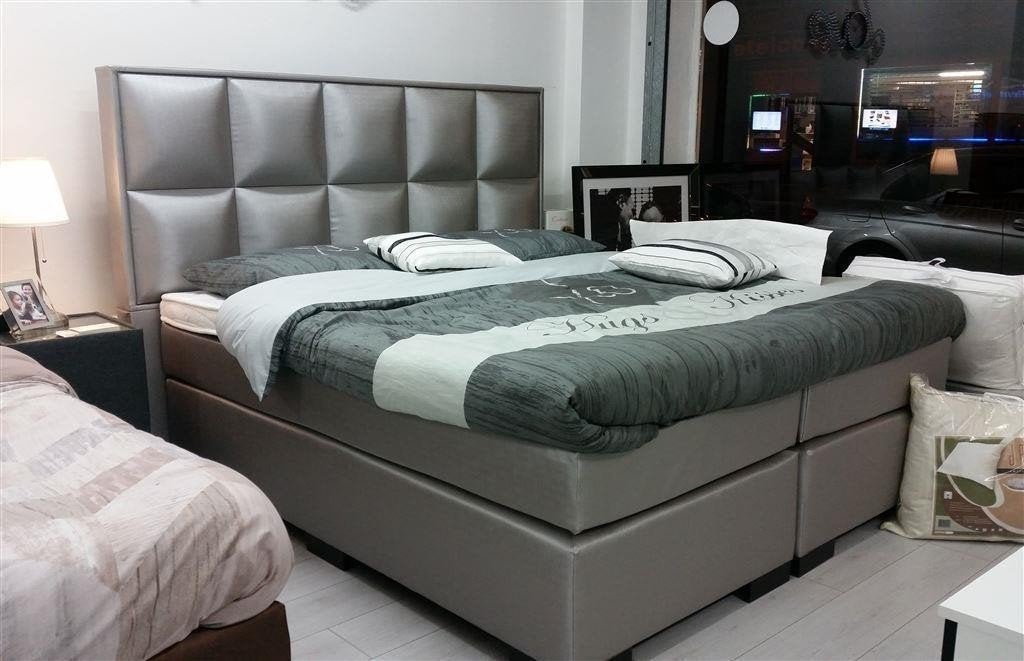 King Queen Royale boxspring complete bedden-Sale-, Huis en Inrichting, Slaapkamer | Boxsprings, Ophalen, Nieuw, Tweepersoons