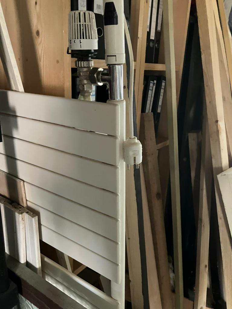 hybride designradiator  Vasco  120-60, Ophalen, Radiator, Minder dan 60 cm, Zo goed als nieuw