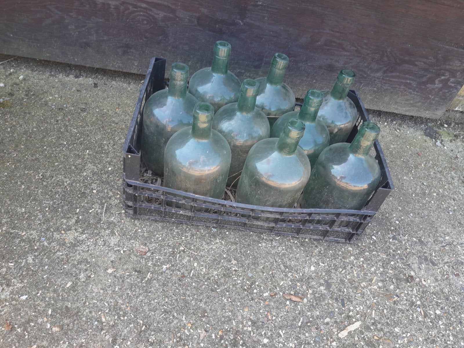 9 Groene Glazen Flessen in Krat, Ophalen