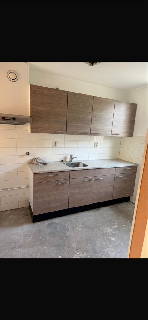Prachtige keuken gereserveerd tm zaterdag 16 mei, Huis en Inrichting, Keuken | Complete keukens, Ophalen, Zo goed als nieuw