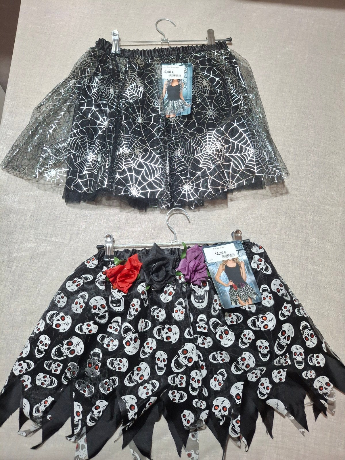 Halloween rokjes: Spinnenweb & Skulls (vallen klein), Ophalen of Verzenden, Nieuw, 110 t/m 116, Meisje