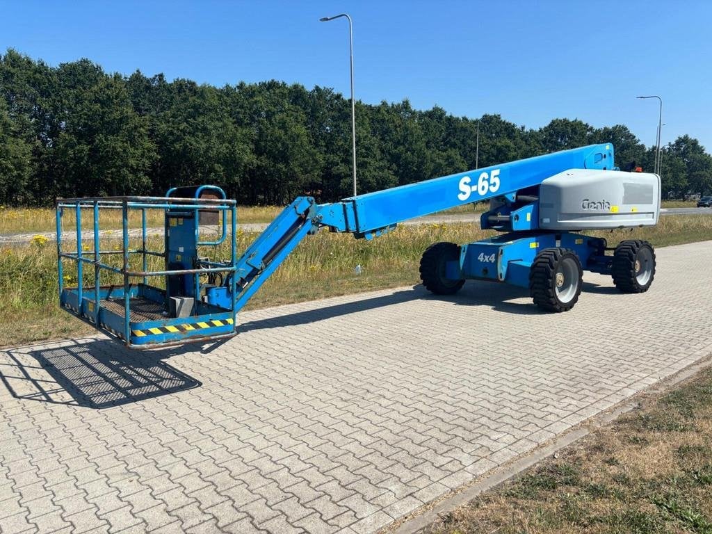 Genie S-65 (bj 2013), Zakelijke goederen