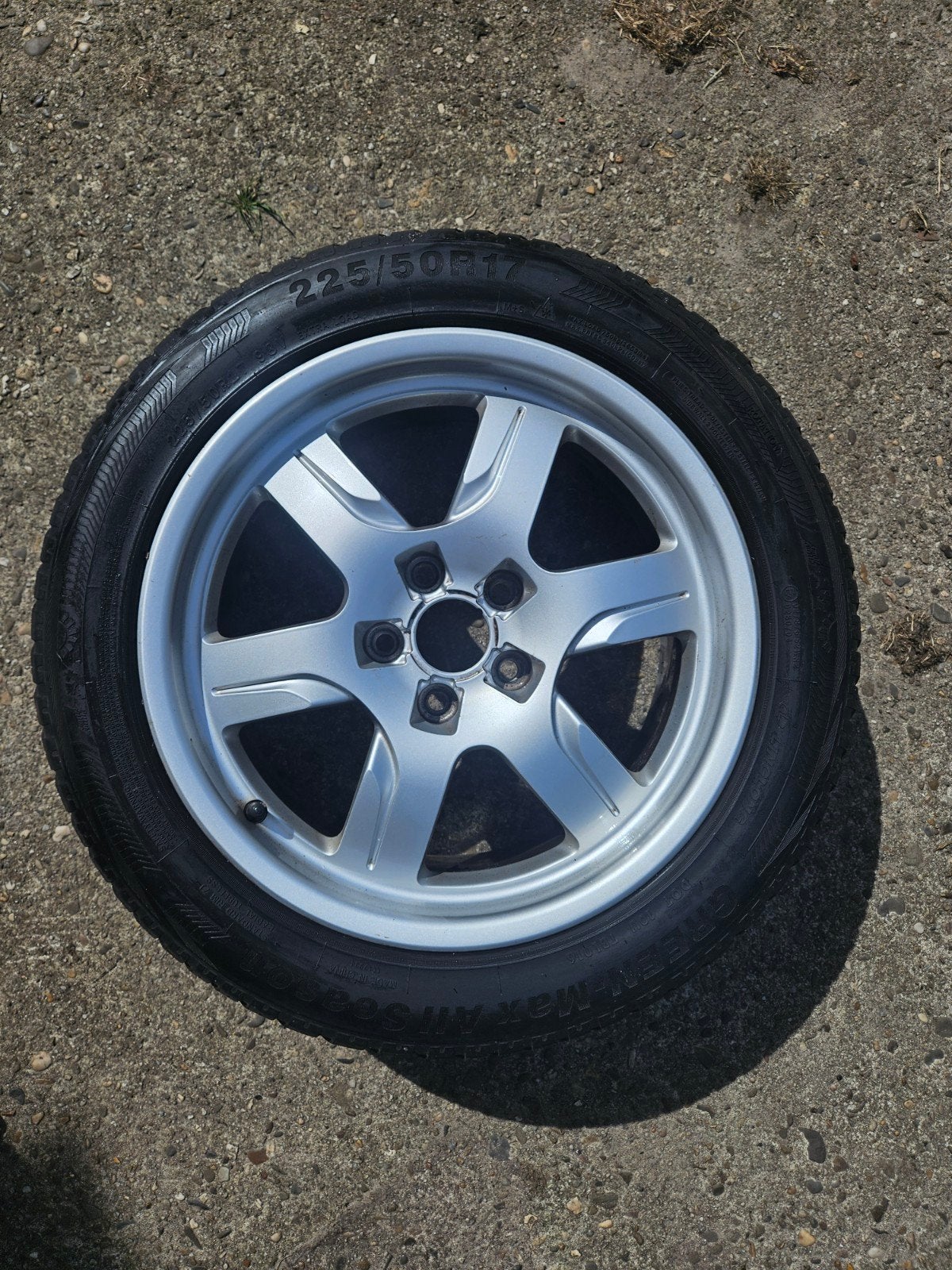Audi 17 inch velgen met All Season banden 225/50R17, Ophalen, Gebruikt, Banden en Velgen, 17 inch