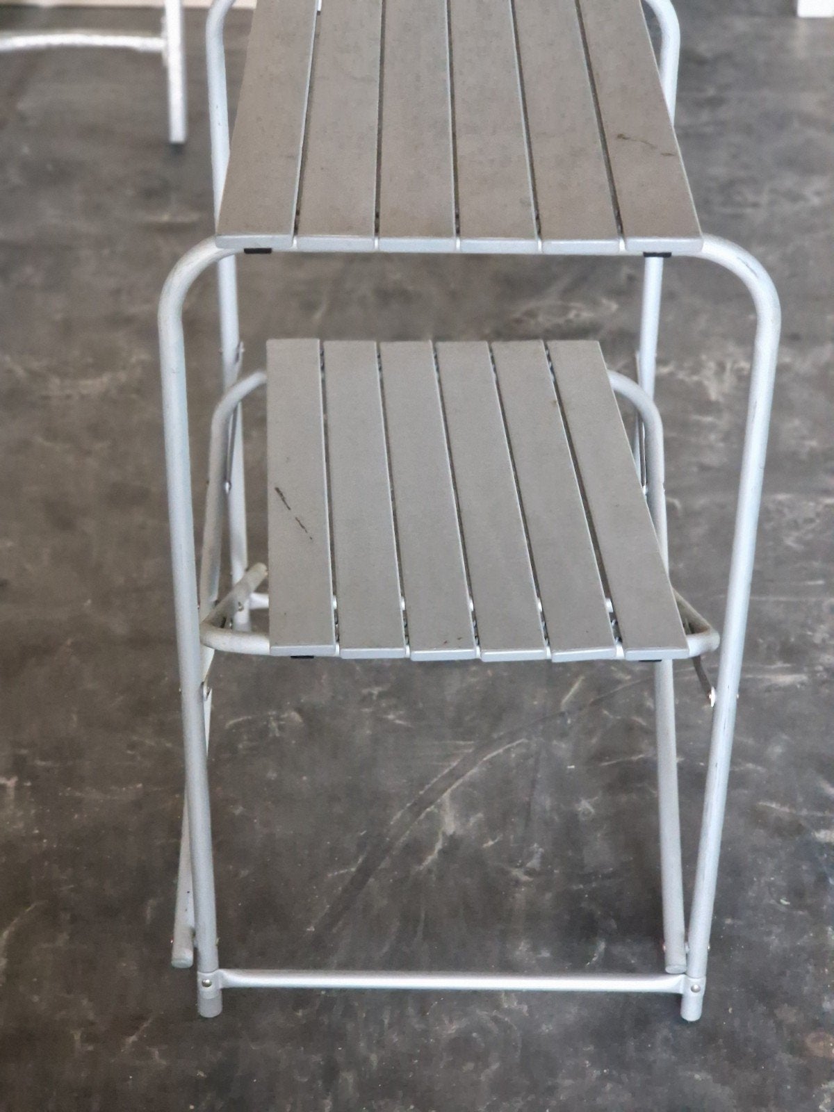 Metalen bijzettafel met twee niveaus, Ophalen, Gebruikt