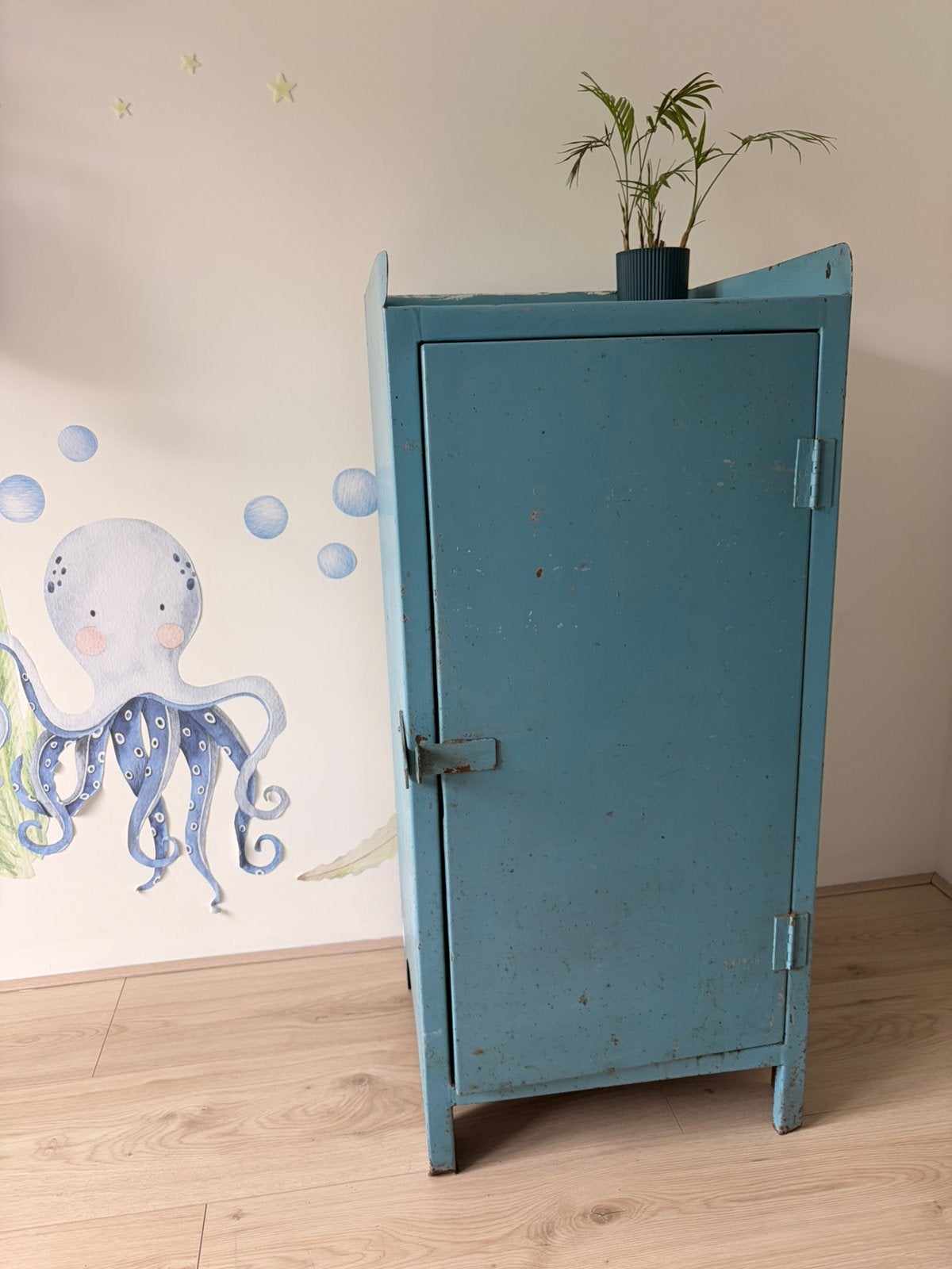 Stoer Vintage stalen kastje, Huis en Inrichting, Kasten | Lockerkasten, Ophalen, Gebruikt