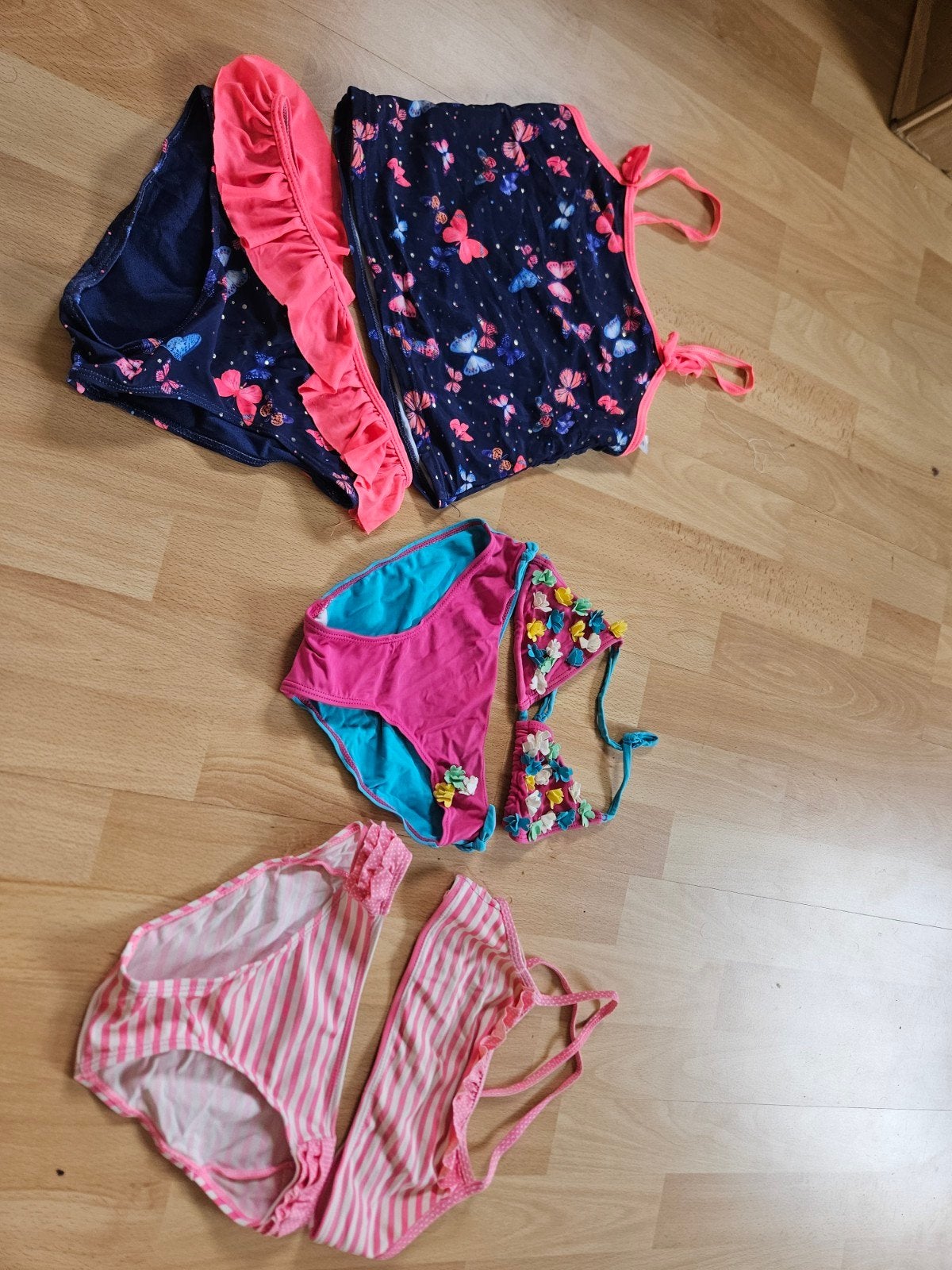 Zwemkleding maat 122/128 meisjes, Meisje, Badpak, Zo goed als nieuw, Ophalen of Verzenden