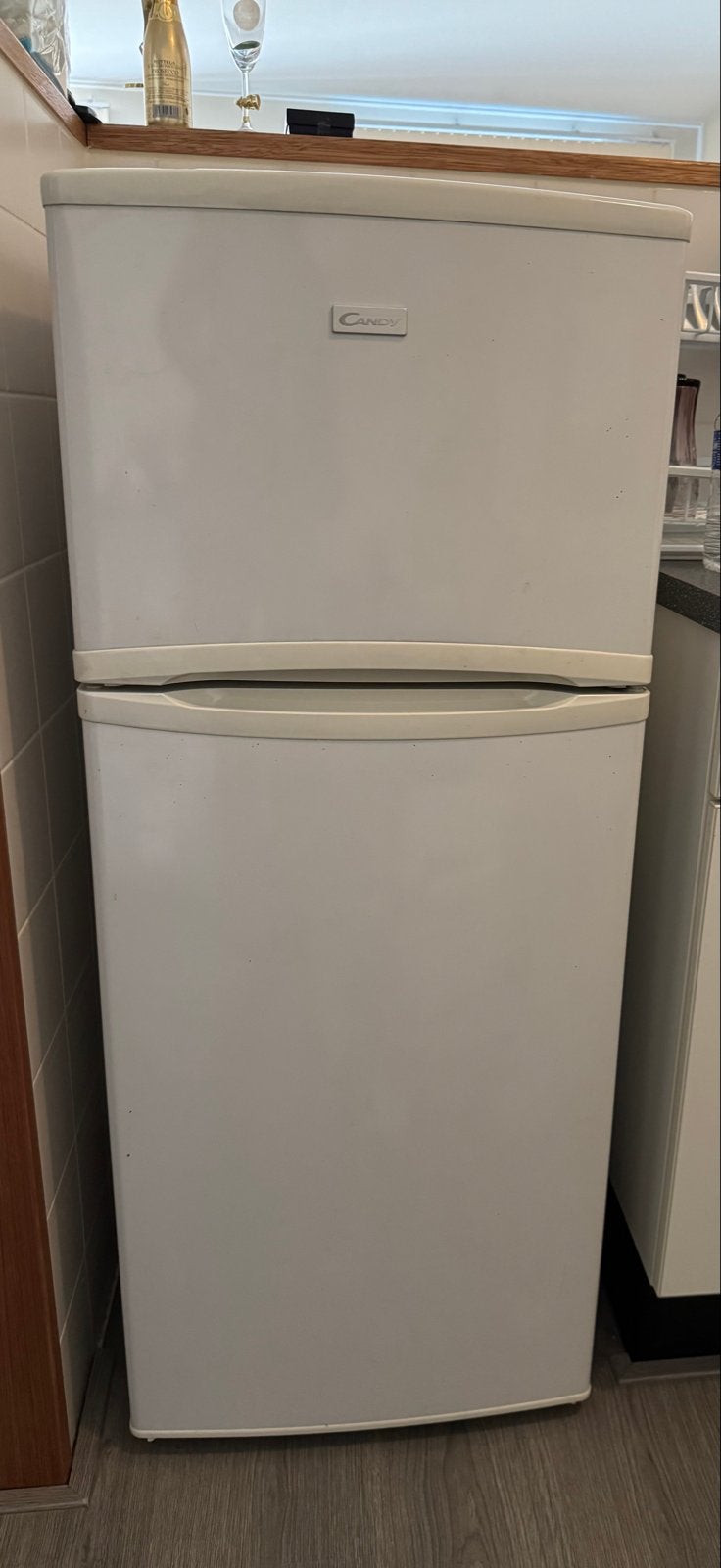 Candy Koelkast met Vriezer - Compact en Efficiënt, Witgoed en Apparatuur, Koelkasten en IJskasten, Ophalen, Gebruikt, 120 tot 140 cm