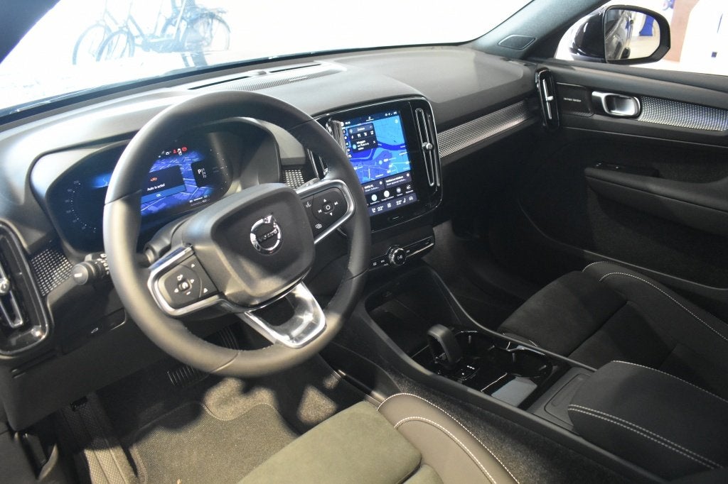 Volvo EX40 Extended Range Ultra Black Edition Europa 252Pk/8, Auto's, Volvo, Automaat, 0 cilinders, 252 pk, Zwart