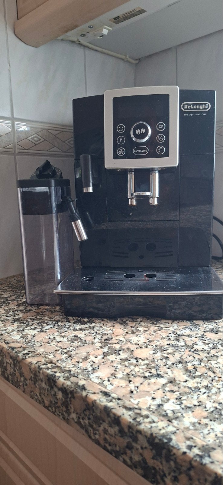 DeLonghi Koffiezetapparaat (2 stuks)