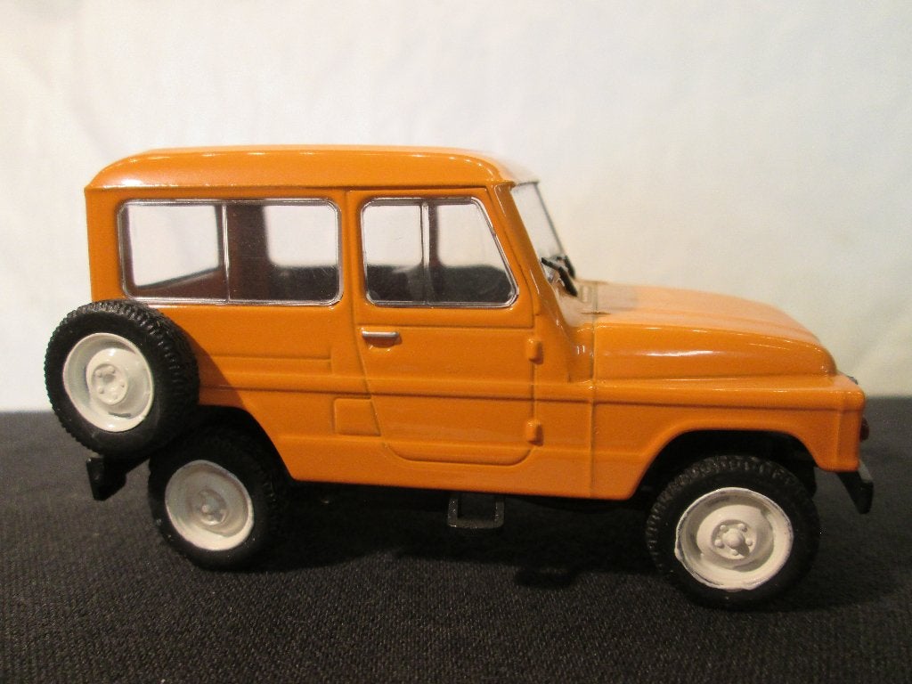 russische mocxb 2153 jeep, Ophalen of Verzenden, Zo goed als nieuw, Auto, Overige merken