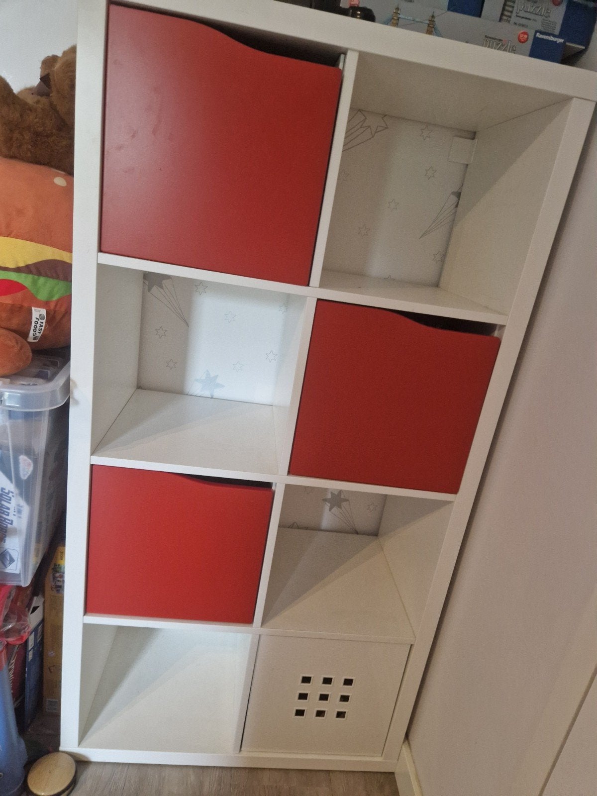 IKEA Kallax kast met rode deuren en opbergbox, Ophalen