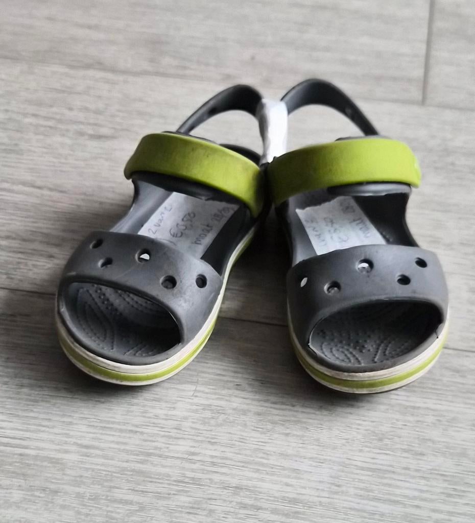 Leuke en handige crocs sandalen met klittenband maat 28/29, Gebruikt, Crocs, Jongen of Meisje, Schoenen