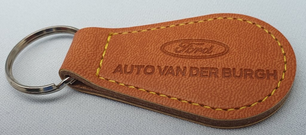 Ford sleutelhanger, leder, Verzamelen, Verzenden, Zo goed als nieuw, Transport