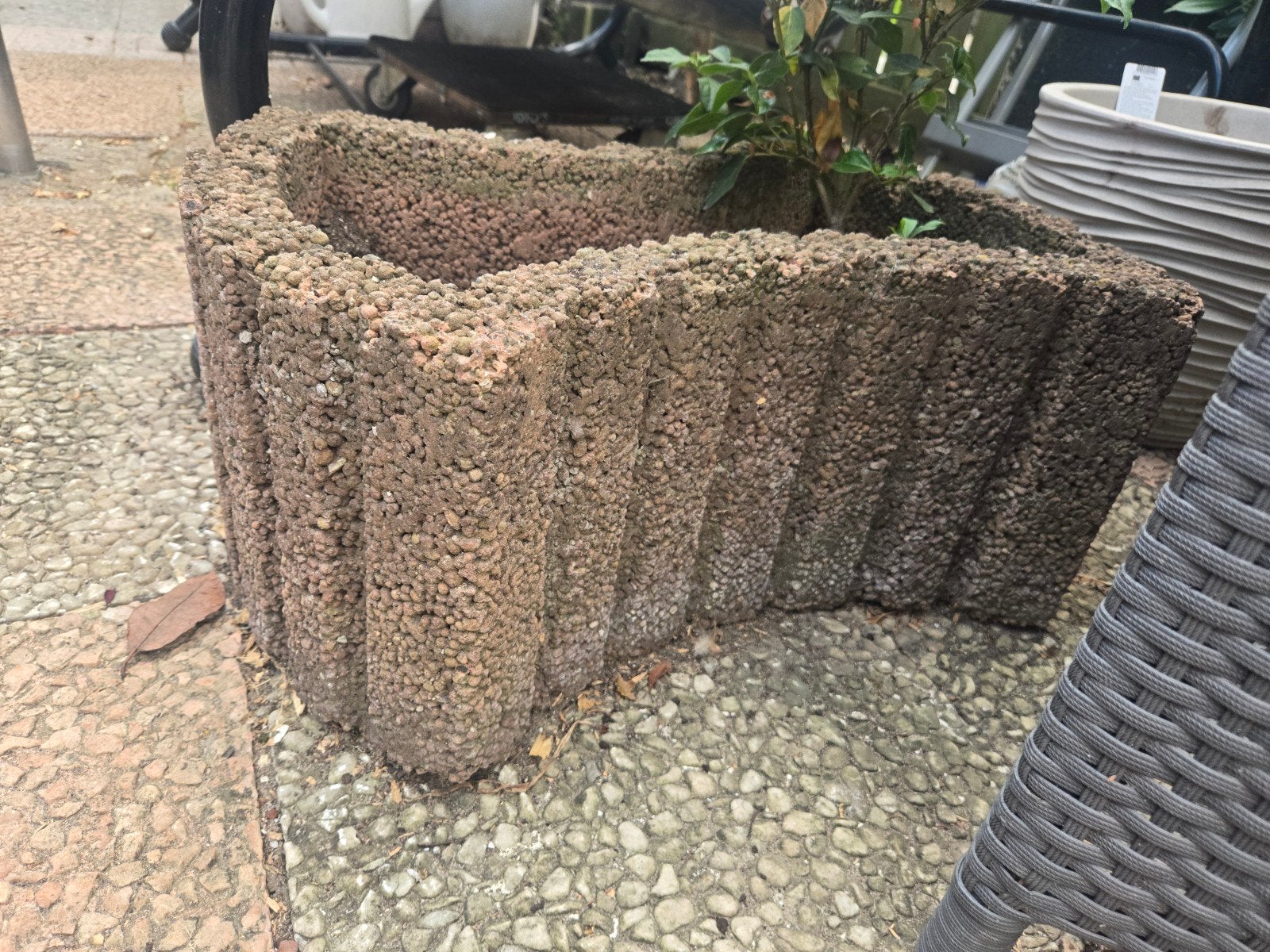 24 stapelbare beton plantenbakken - gratis af te halen, Ophalen, Gebruikt, Minder dan 60 cm, Vierkant