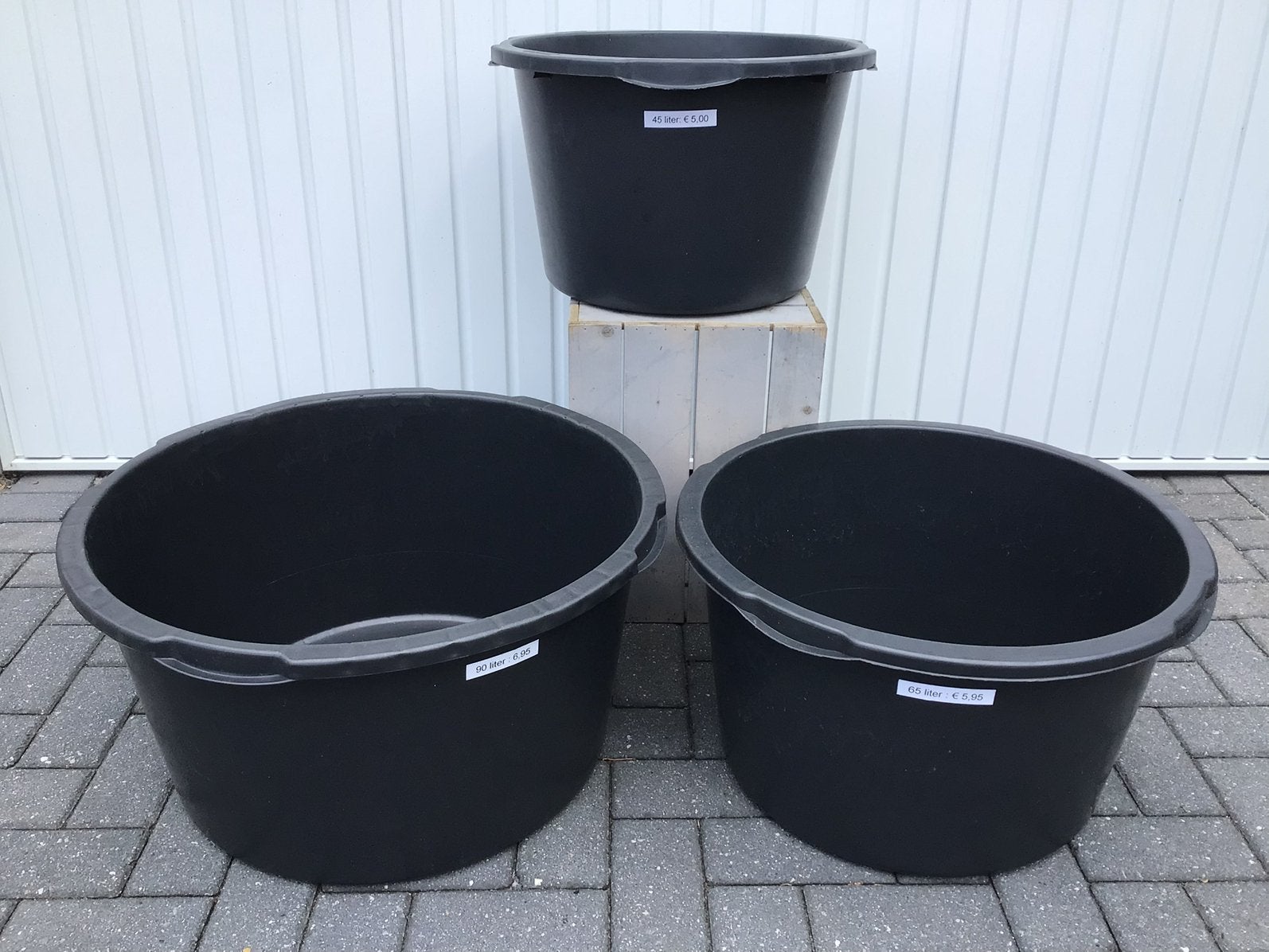 Speciebak rond. Nieuw. Maat : 45,60,90 ltr. Vanaf : € 5,00., Ophalen, Nieuw