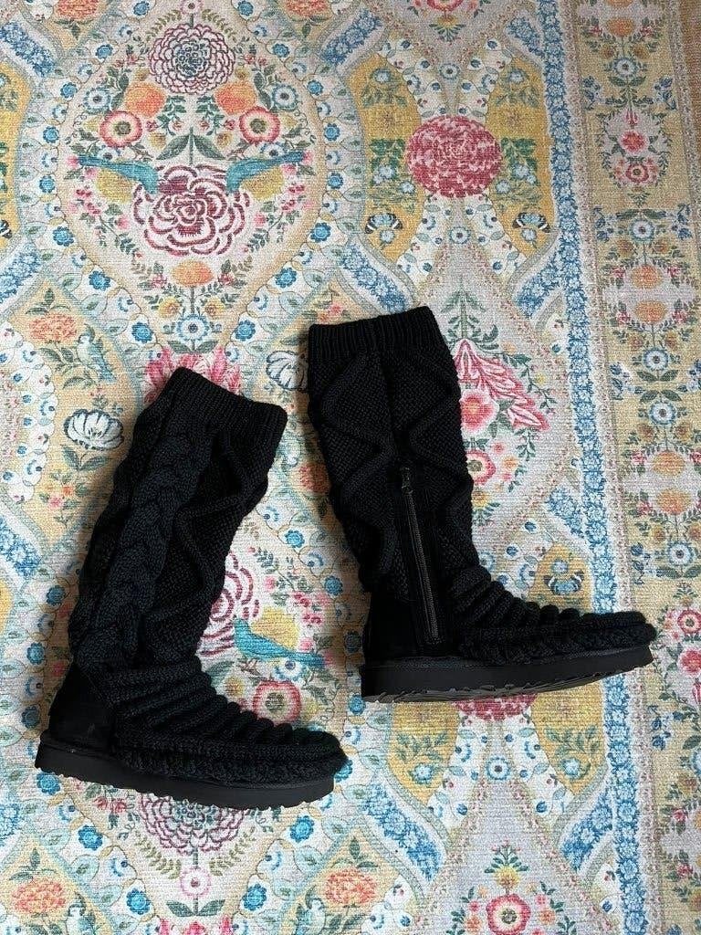 Ugg gebreide hoge laarzen maat 38, Kleding | Dames, Schoenen, UGG, Zwart, Overige typen, Ophalen of Verzenden