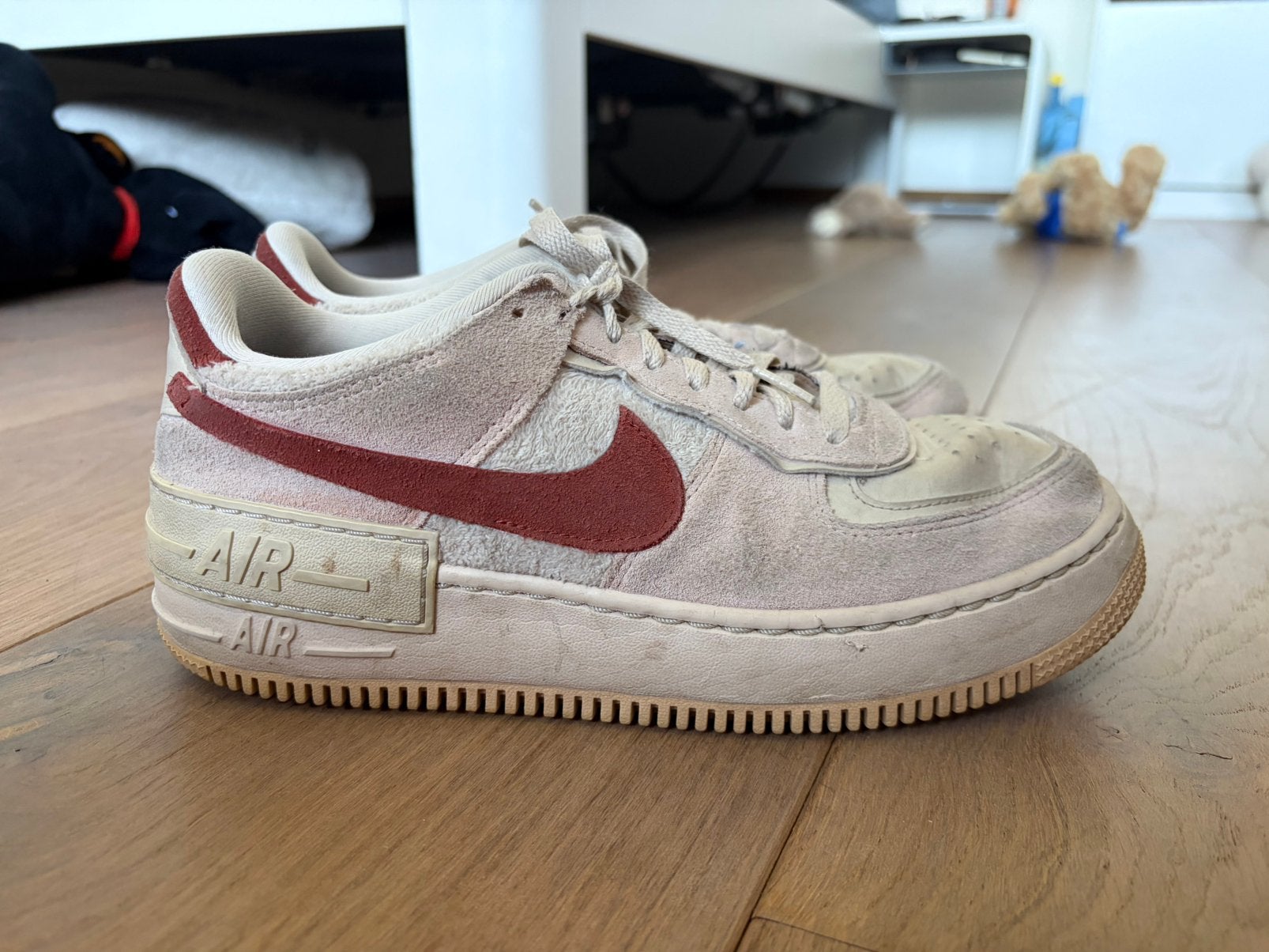 Nike Air Dames Maat 41, Verzenden, Beige, Sneakers of Gympen, Gedragen