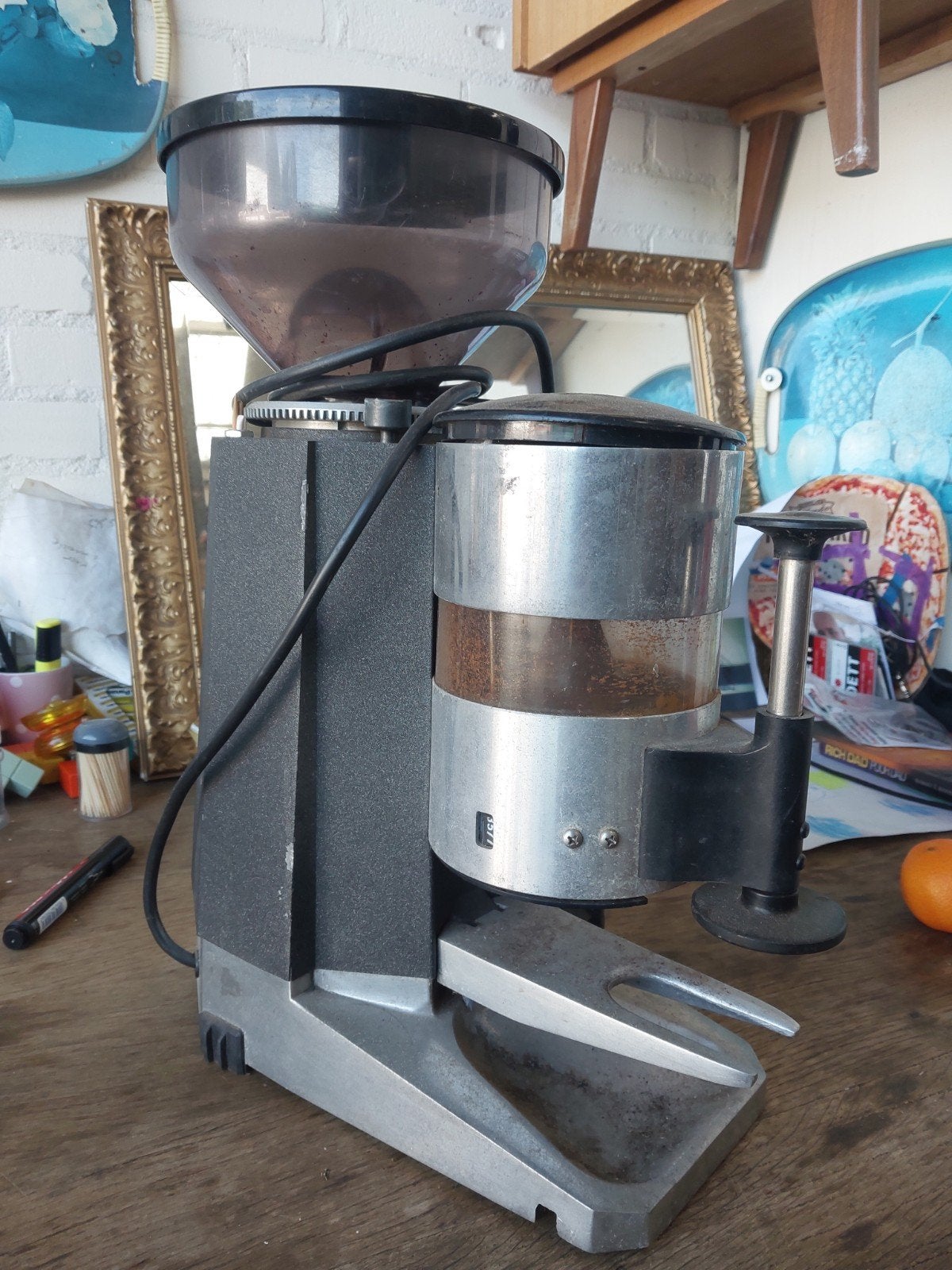 Quamar T80 Nero Koffiemolen - Professioneel en Robuust, Gebruikt, Overige modellen, 10 kopjes of meer, Koffiebonen