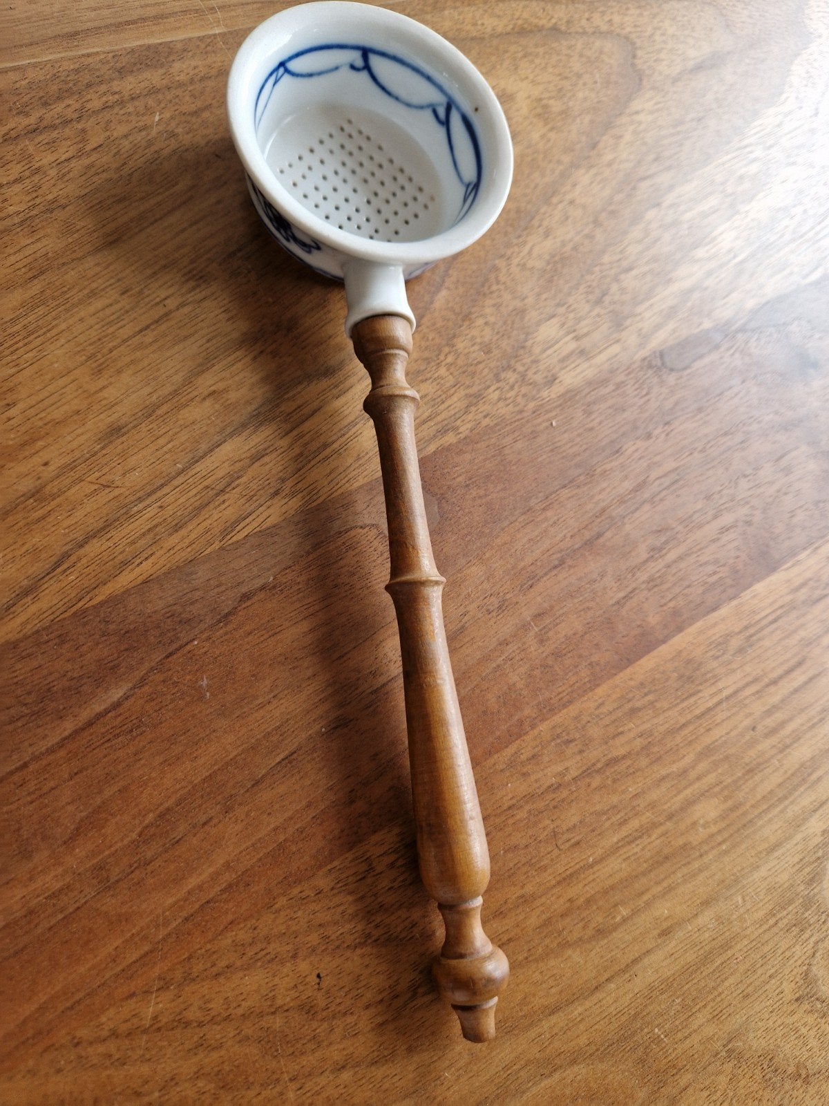 Antieke Zwiebel Zeef met Houten Handvat - Goede Staat, Ophalen of Verzenden