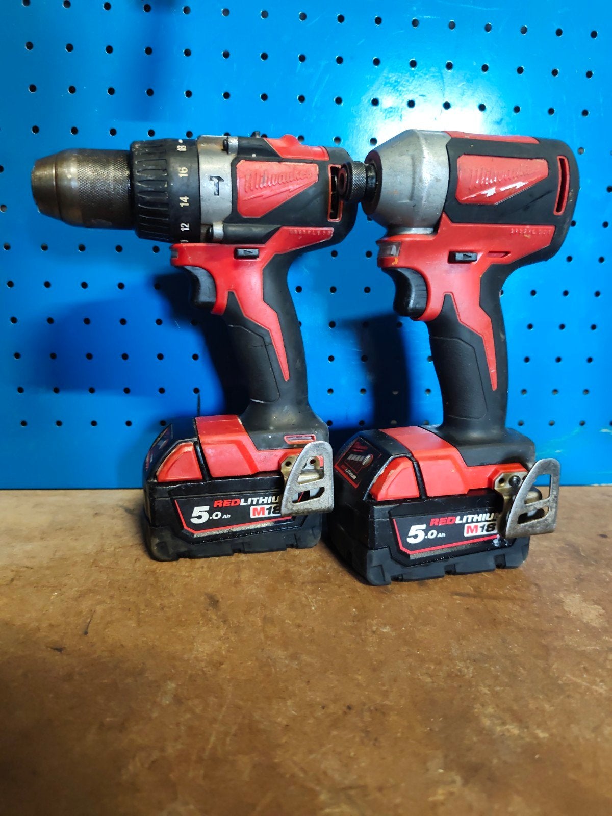 Milwaukee M18 accu boormachine + slagschroevendraaier, Ophalen of Verzenden, Gebruikt