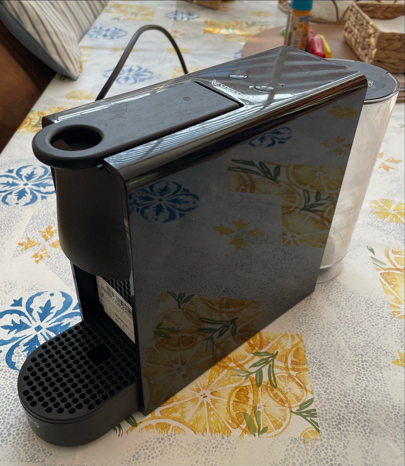 Krups Nespresso Essenza Mini XN1108 – zwart, Witgoed en Apparatuur, Gebruikt, Espresso apparaat, Ophalen of Verzenden, 1 kopje