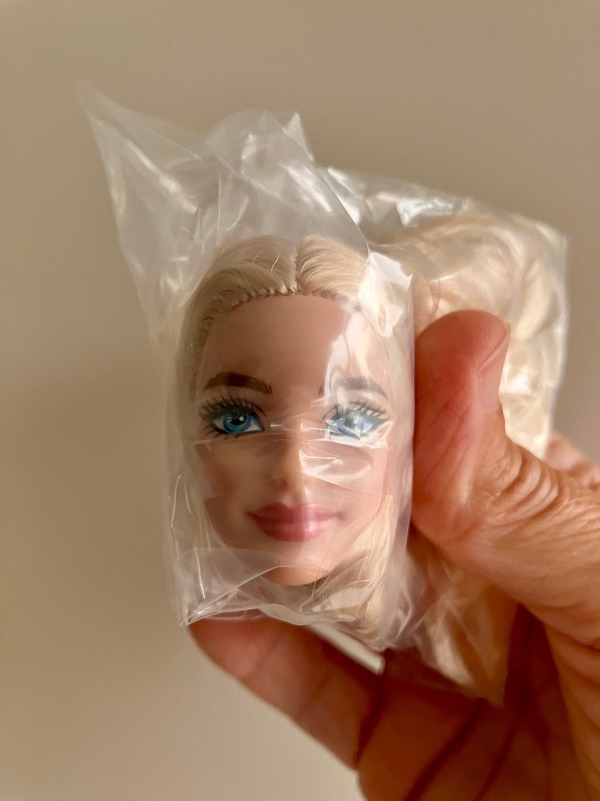 Barbie hoofdje barbie basics neutrals kit 003 2026, Ophalen of Verzenden, Nieuw
