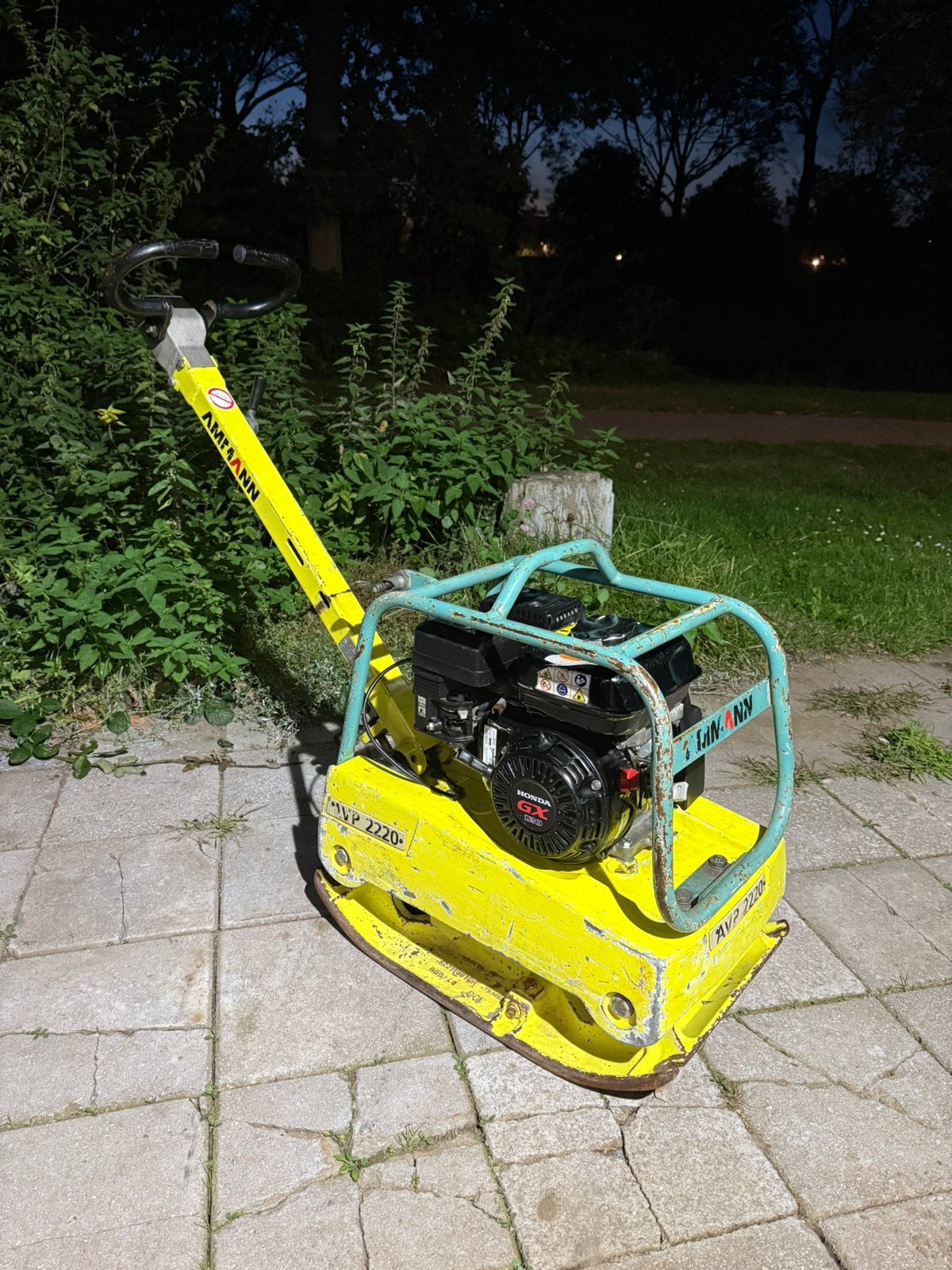 Ammann AVP2220 honda gx120 Trilplaat ,vooruit/achteruit, Ophalen, Gebruikt