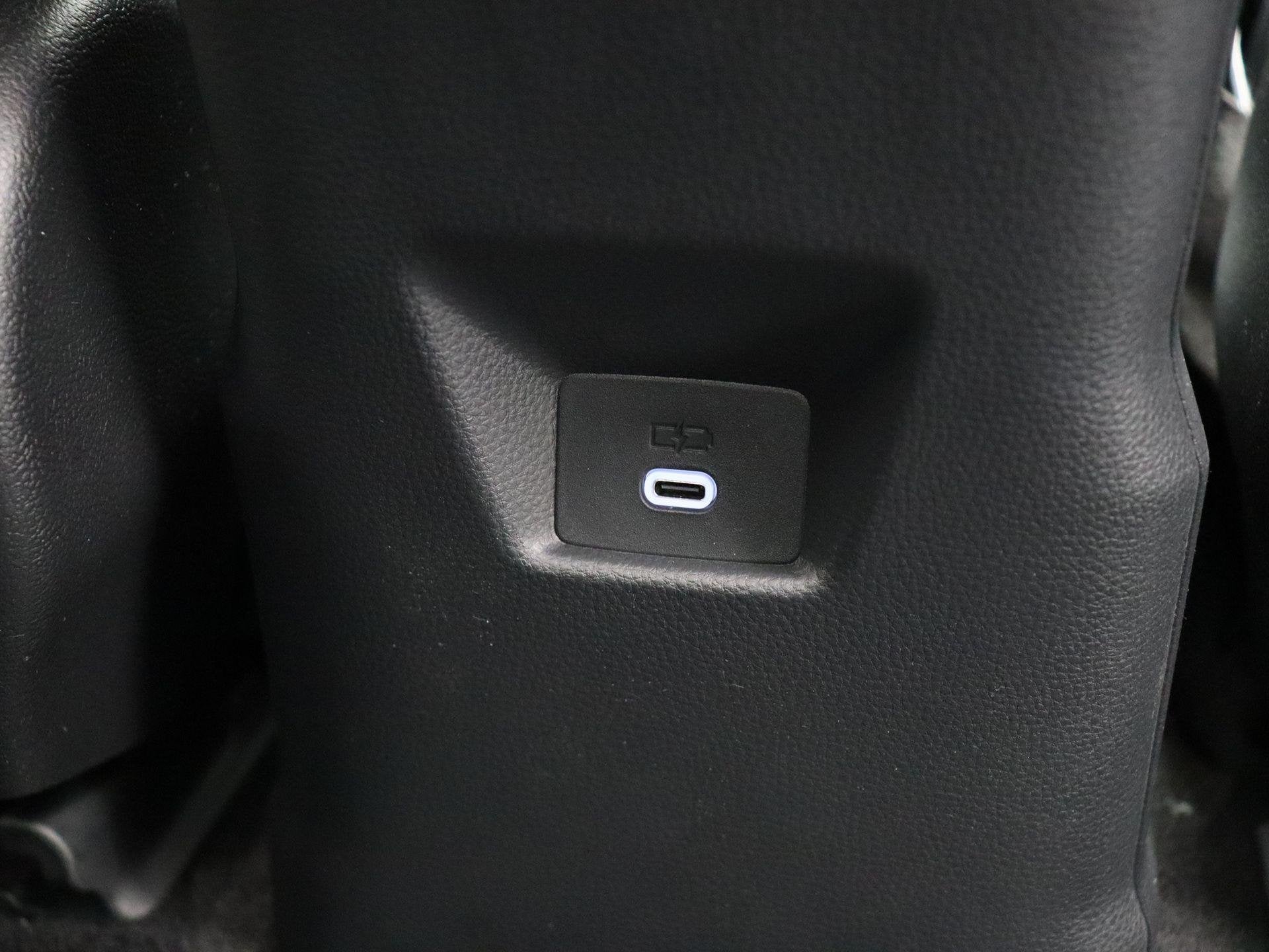 Toyota C-HR 2.0 Plug-in Hybrid 220 Dynamic | 10 jaar Garanti, Auto's, Toyota, Dealer onderhouden, 4 cilinders, Zwart, Plug-in hybride