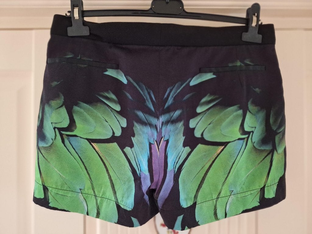 Barbara Bui kort short pauw broek 38 M, Kleding | Dames, Maat 38/40 (M), Verzenden, Zwart, Zo goed als nieuw