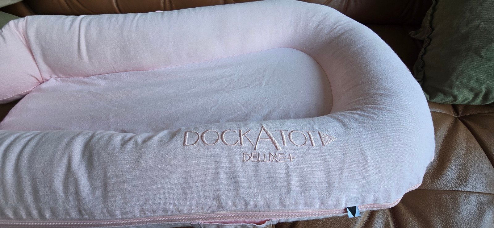 DockATot Deluxe+ babynestje roze, Ophalen of Verzenden, Zo goed als nieuw, Overige typen