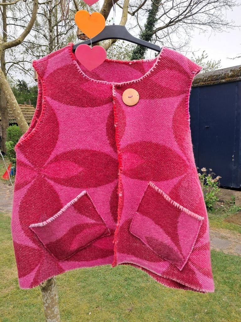 Bodywarmer wol, Ophalen of Verzenden, Zo goed als nieuw, Maat 42/44 (L)