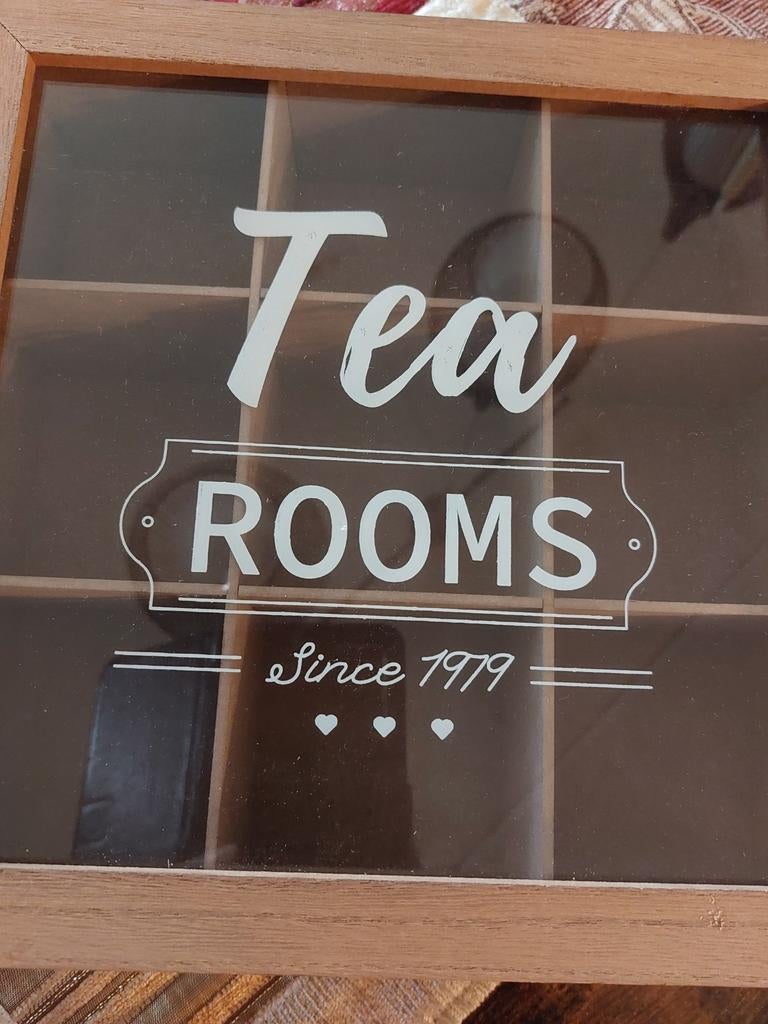 9-delige theedoos met glazen deksel - Tea Rooms, Gebruikt, Hout, Ophalen of Verzenden, Theedoos