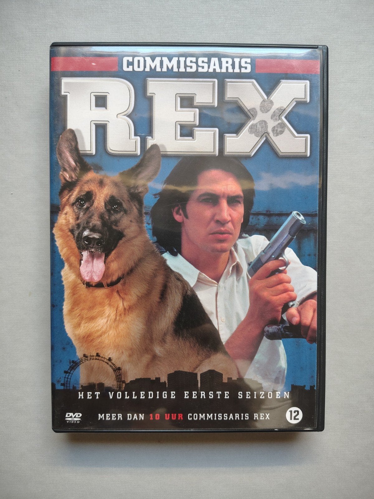 Commissaris Rex - Seizoen 1 (1994-1995), Seizoen 1, Nederlands, Duits, Misdaad