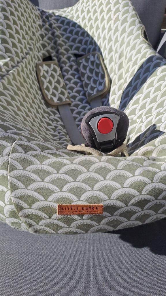 Maxi Cosi Pebble Pro i-Size met Little Dutch hoes, Ophalen, Autogordel of Isofix, Zijbescherming, Zo goed als nieuw