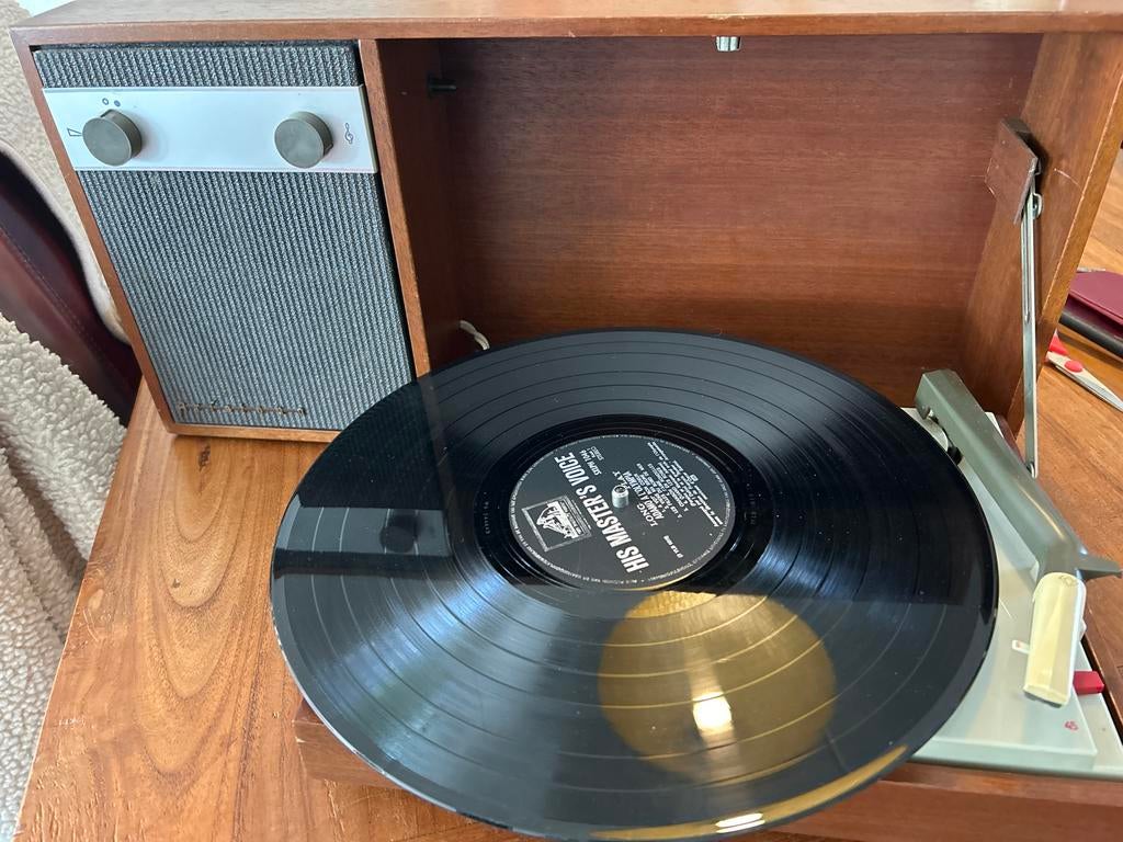 Vintage Platenspeler Aristona, met ingebouwde speaker, Ophalen, Gebruikt, Platenspeler, Overige merken