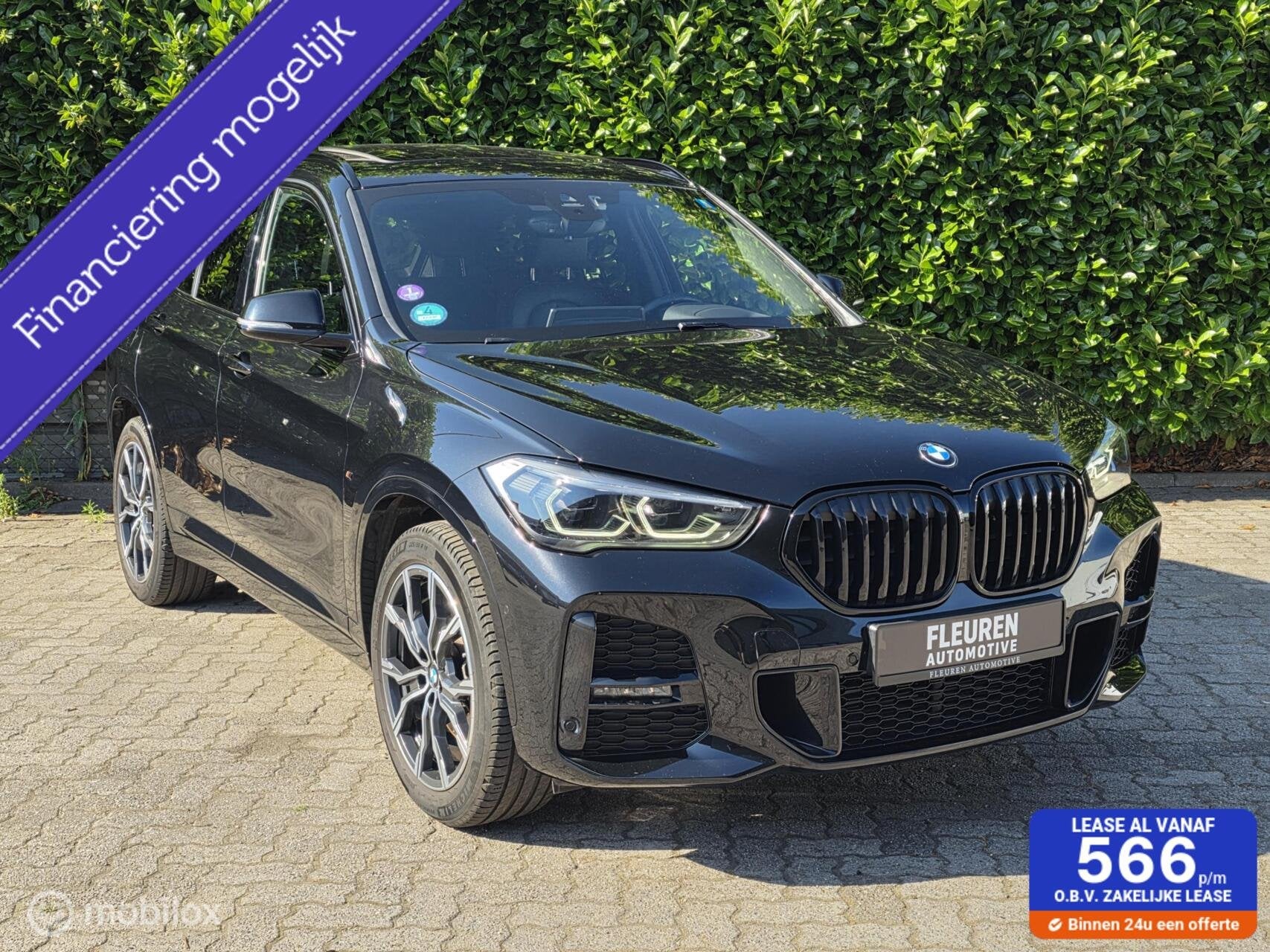 BMW X1 xDrive25i Highex. Edition|M-Sport Shadowline|Pano|Car, Auto's, Gebruikt, Zwart, 4 cilinders, 2000 kg