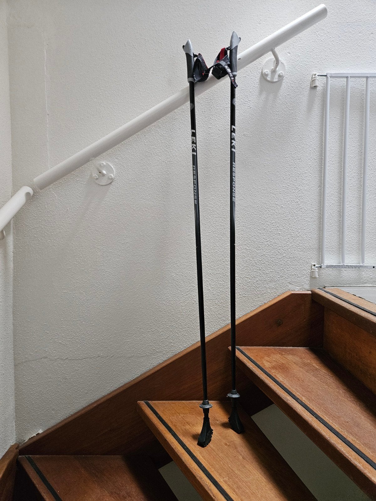 Leki Response walking sticks - wandelstokken - 120cm, Sport en Fitness, Ophalen, Wandelstok