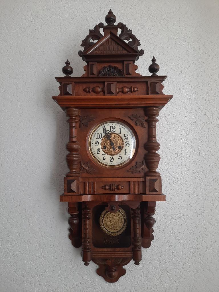 Klok Regulateur, Ophalen