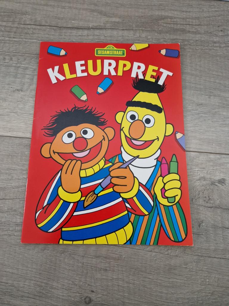 Vintage retro kleurboek Sesamstraat nieuw kleurpret bert, Ophalen of Verzenden, Nieuw