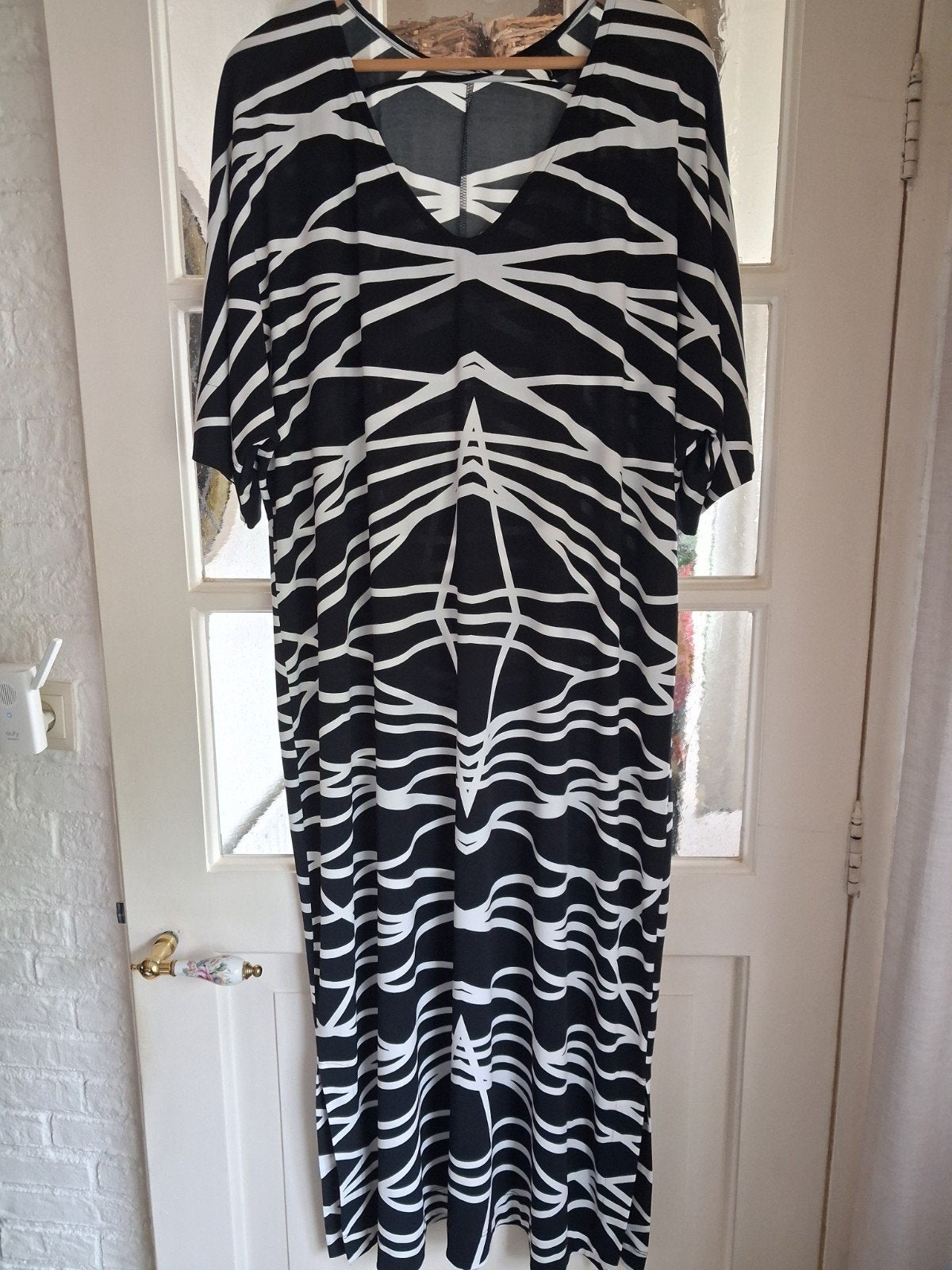 Yoek Maxi Jurk XXL 54/56 Korte Mouw - Ideaal voor Vakantie, Kleding | Dames, Yoek, Zwart, Ophalen of Verzenden, Zo goed als nieuw