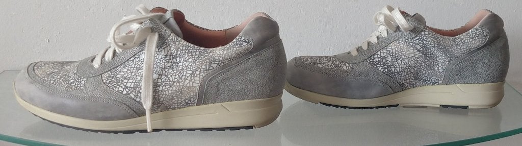 Durea grijs leren schoenen, maat 3,5, (36) volgnr 13, Durea, Schoenen met lage hakken, Ophalen of Verzenden, Zo goed als nieuw