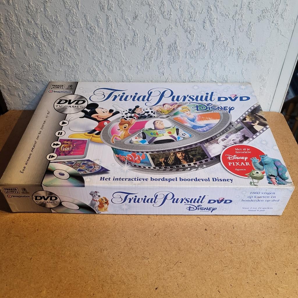 Trivial Pursuit Disney DVD, Een of twee spelers, Ophalen of Verzenden, Zo goed als nieuw, Parker