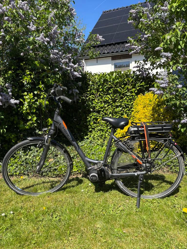 Hercules Vizziu Nice F7 E-bike met Bosch motor, Ophalen, Zo goed als nieuw