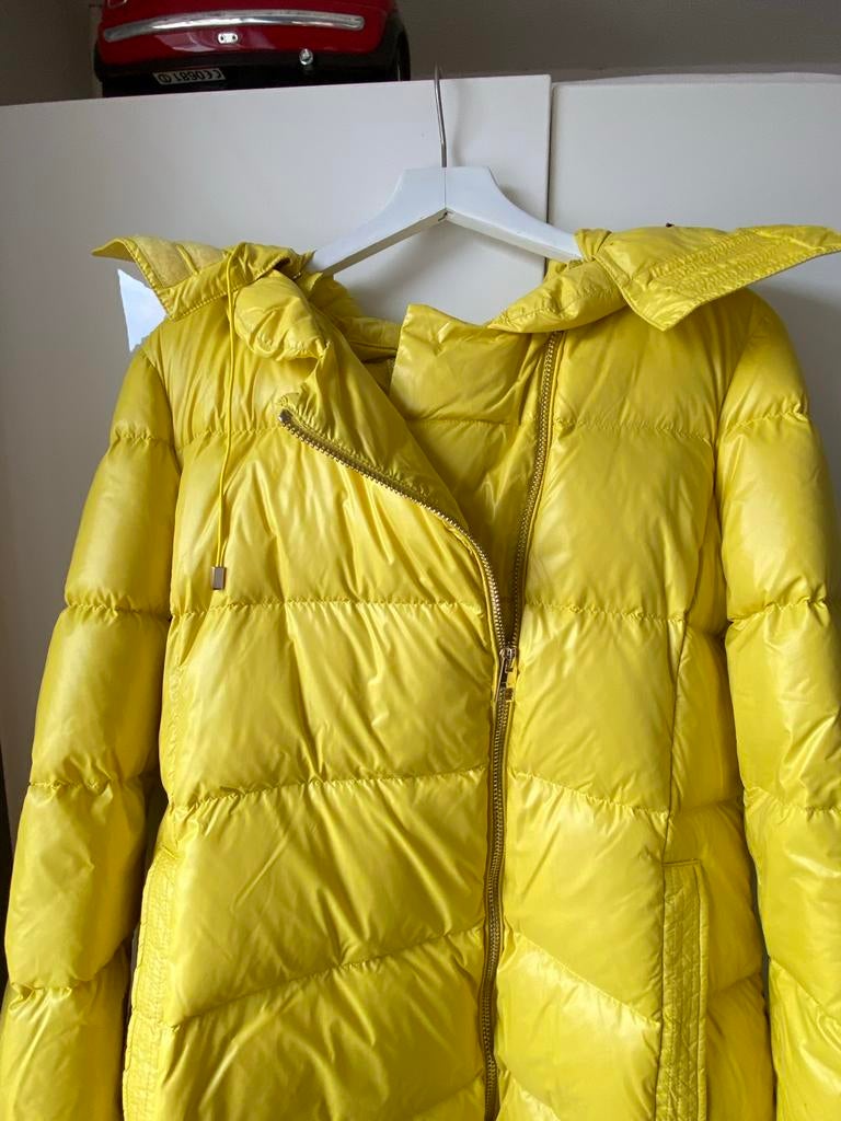 Vrolijke Gele Puffer Jas met Capuchon - Maat M, Ophalen of Verzenden, Nieuw, Maat 42/44 (L), Geel