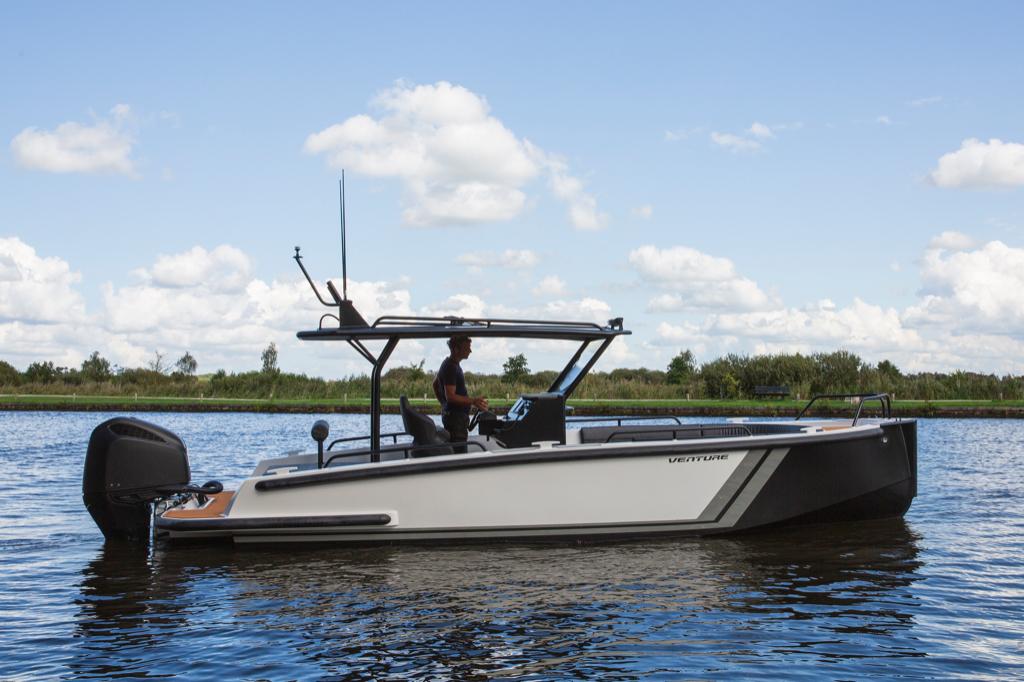 X-venture Open Motorboot – volledig uitgerust (demomodel), 6 meter of meer, Ophalen, 70 pk of meer, Nieuw