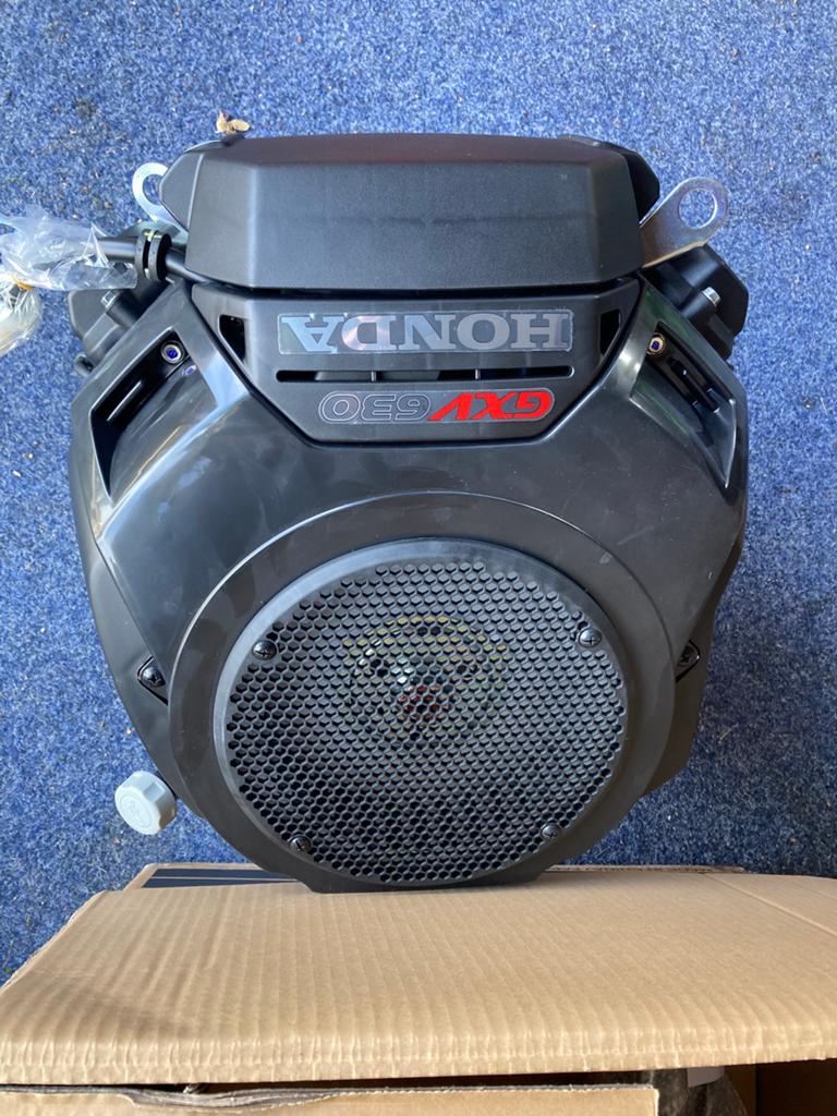 Nieuwe Honda gxv 630 Zitmaaier motor, Ophalen, Nieuw, 50 cm of meer