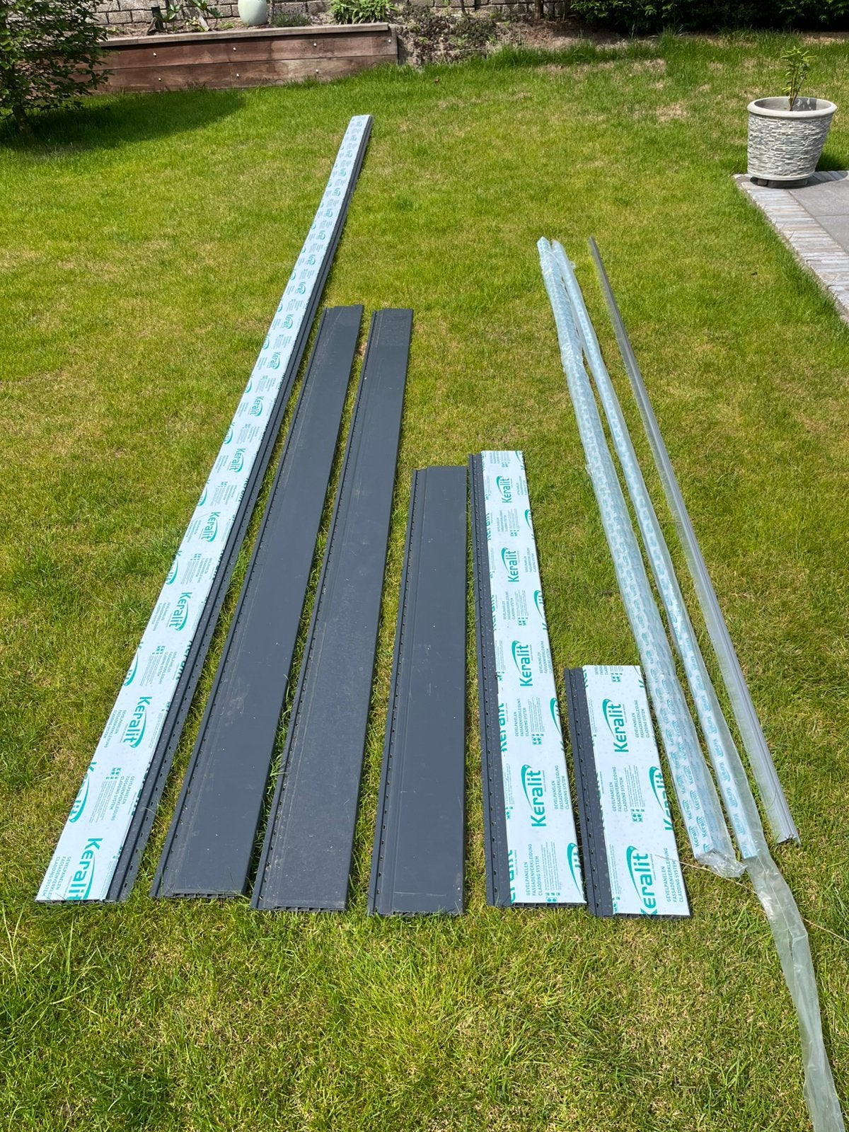 Keralit RAL 7016 143 mm sponningdelen en hoekafwerking, Doe-het-zelf en Verbouw, Platen en Panelen, Ophalen, Zo goed als nieuw