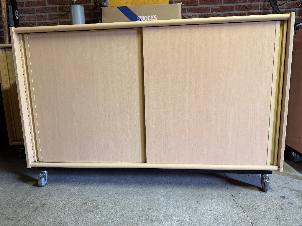 Eromes schoolkast met schuifdeuren, Ophalen, Gebruikt, 100 tot 150 cm, Minder dan 100 cm