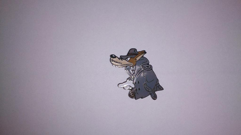 Droopy tex Avery wolf pins set strip tekenfilm, Verzamelen, Speldjes, Pins en Buttons, Ophalen of Verzenden, Zo goed als nieuw